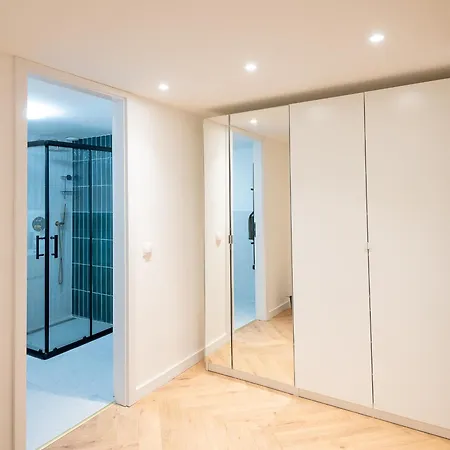 Elizabeth Square Apartman *