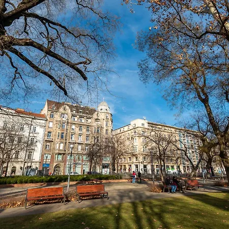 Elizabeth Square Apartman